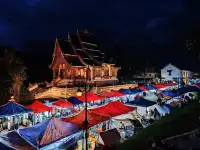 在琅勃拉邦的普西山，赴一場日落之約