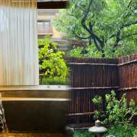 【一秒穿越長安城!在太白山私湯裡聽雨賞秋】