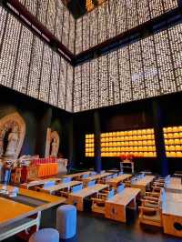 當代人破防後自癒:在山裡住露台房抄經,淨化心靈!