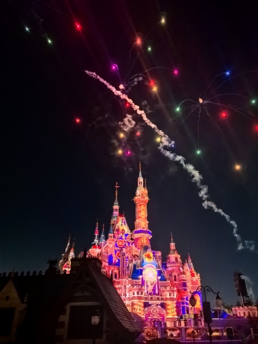 ディズニーの花火はとても癒される | Trip.com 上海