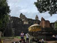 จุดชมวิวพระอาทิตย์ตกบนเนินเขา นครวัด