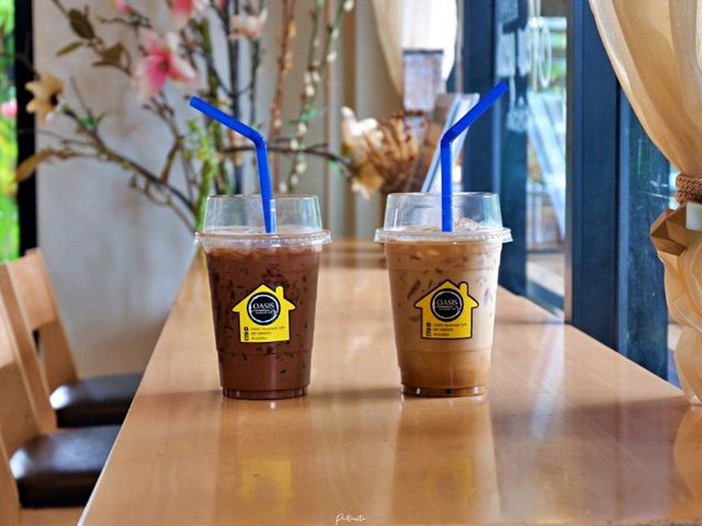 Oasis Handmade Cafe พังงา