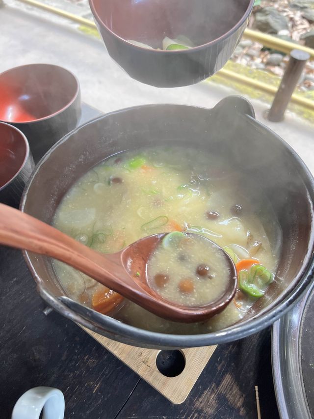 熊本/菊池　絶品‼︎新鮮な地鶏炭火焼きとなめこだご汁定食💕