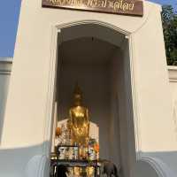 เที่ยวชมวัดนางชี