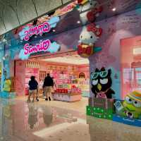 桃園國際機場Hello Kitty主題休息區/遊戲區