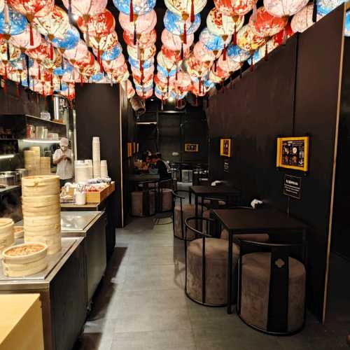 Xing Fu Tang Flagship