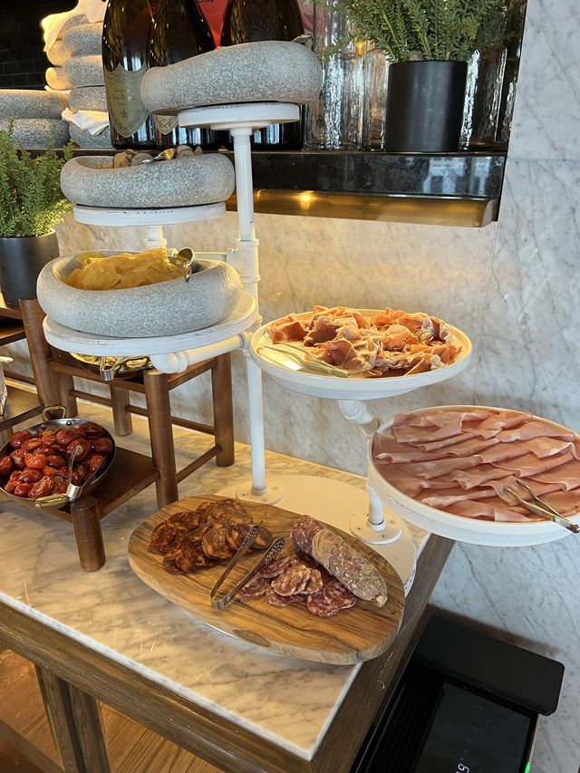 香港美食🍀中環超豪華任食海鮮週末早午餐