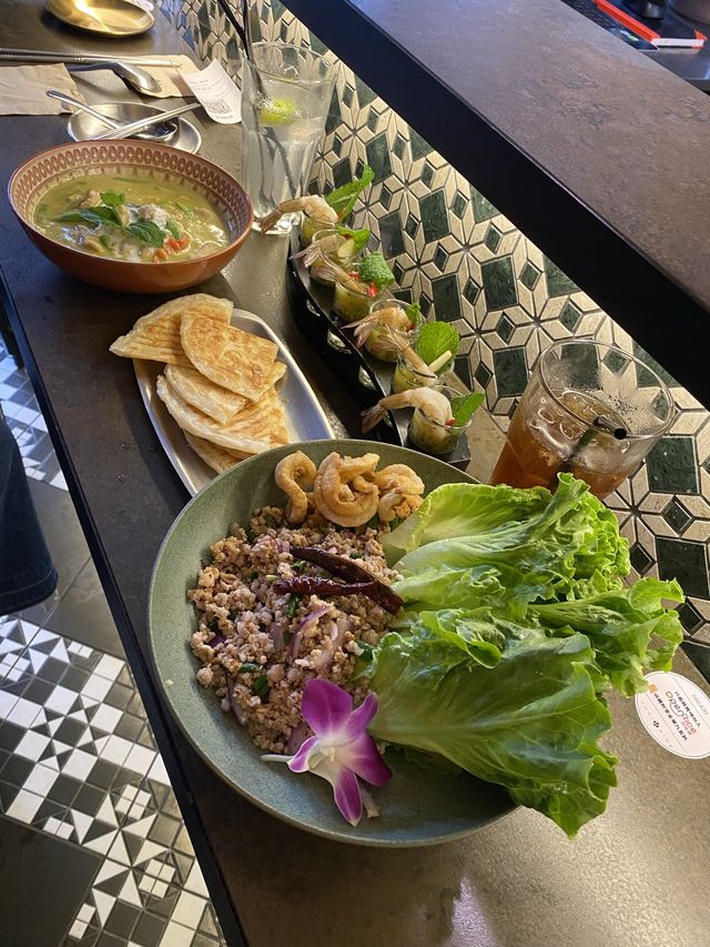 ViuTV節目「準時開飯」介紹過嘅🇹🇭走型格工業風泰式料理 
