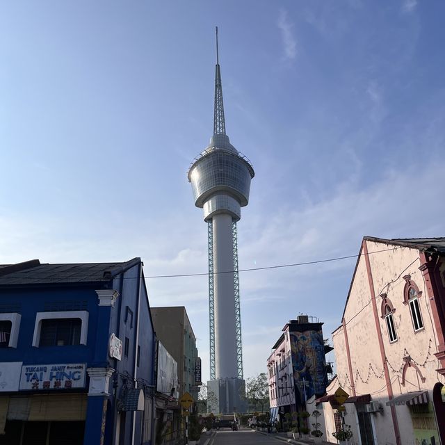 Enjoy riverview of Kuantan Riverbank