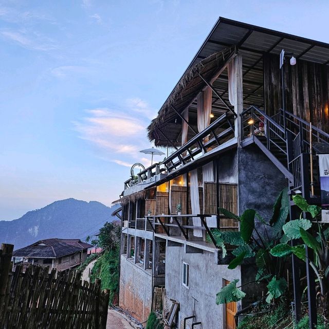 บ้านผาฮี้ จ.เชียงราย