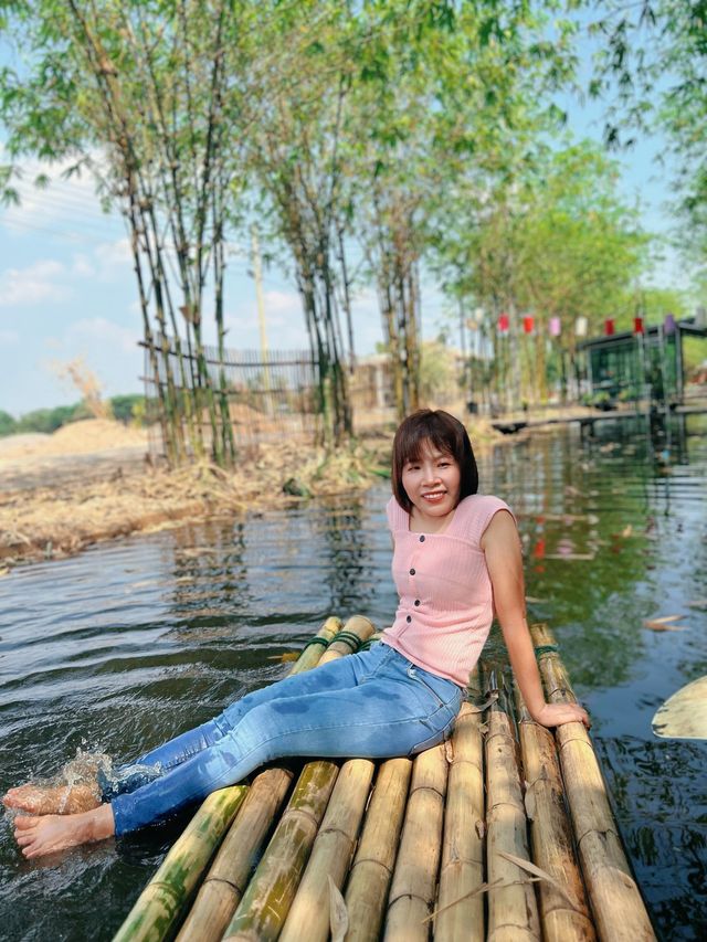 🔥 ร้อนแบบนี้พามาเที่ยวร้านลับ กินข้าวริมน้ำ💕