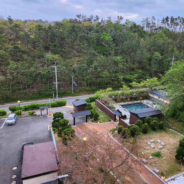 한국의 일본 료칸 감성 숙소 토모노야 호텔&료칸