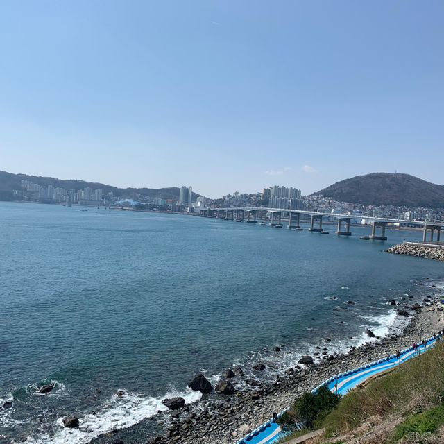 부산에 해운대만 안다면? “흰여울길”
