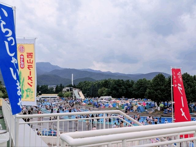 【屋外で遊び倒せるプール】北海道ていねプール
