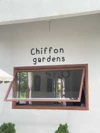 chiffon garden klung