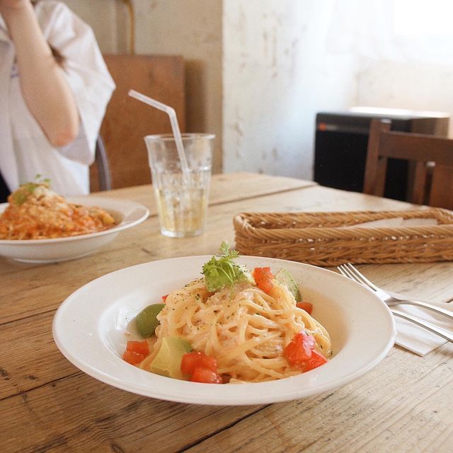 【下北沢】開店前から行列のお店。ランチセットが¥1000✨🍴