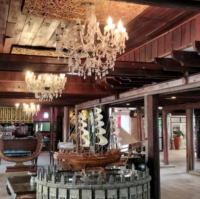 Ayutthaya Retreat 