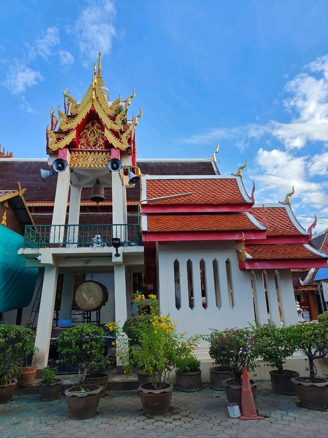 Wat Dab Pai