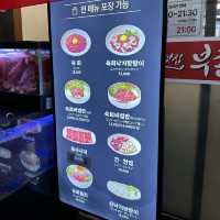 ソウルのクァンジャン市場でユッケはいかが？