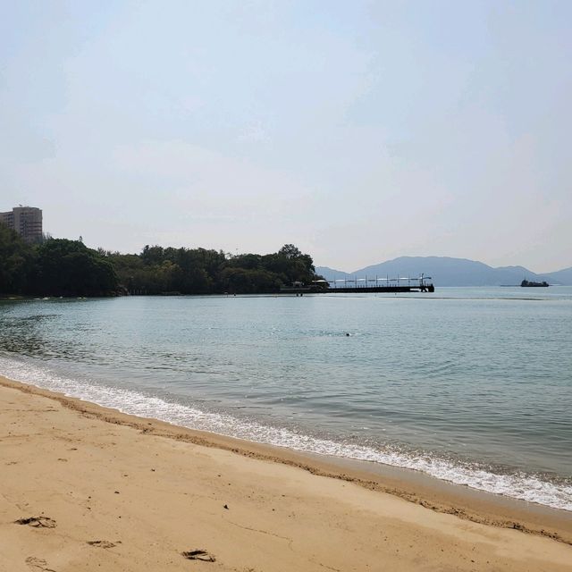 青山灣泳灘