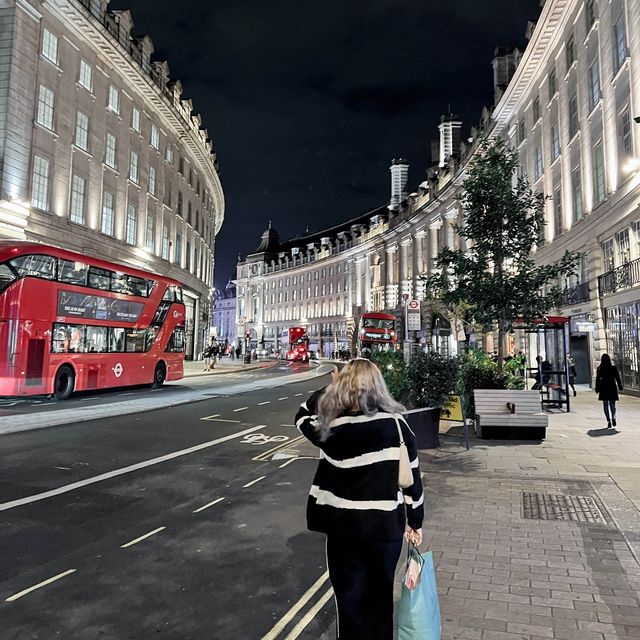 Big Ben and Picadilly Street