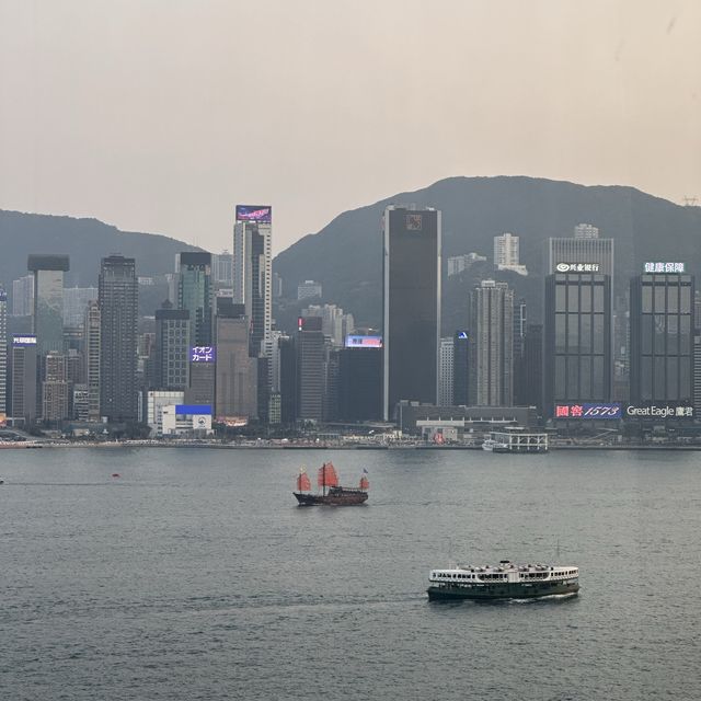 【香港Staycation】九龍香格里拉大酒店住宿體驗｜豪華高樓層全海景房｜飽覽維多利亞港景色｜多選擇高質的自助早餐