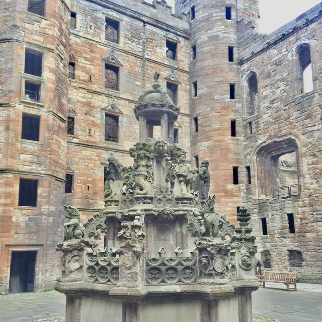 Linlithgow Palace - Linlithgow, UK