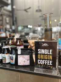 Dose Factory คาเฟ่ใหญ่ใจกลางเมืองอุดร