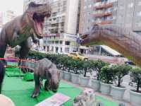 台北｜🦖🦕暑假親子拍照📷打卡好去處📍 Far Eastern SOGO Taipei Zhongxiao Store 遠東SOGO 台北忠孝館