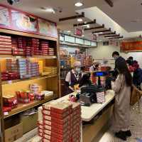 【台湾/台北】台湾土産と言えばこれ！現地人も並ぶ人気店「佳徳鳳梨酥」