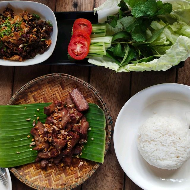 ร้านดังเชียงใหม่...ข้าวซอยนิมมานต์