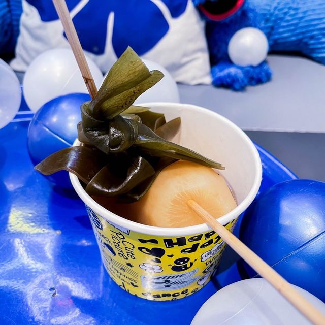 Photogenic Blue White Pitball Cafe at GR.ID