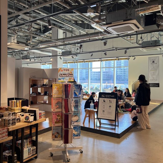 おしゃれな本屋-柏の葉 蔦屋書店