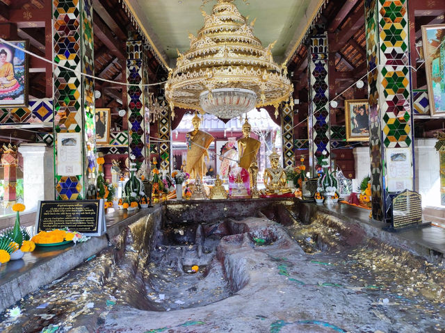 กราบสักการะ รอยพระพุทธบาทเก่าแก่ที่สุดในไทย 🇹🇭