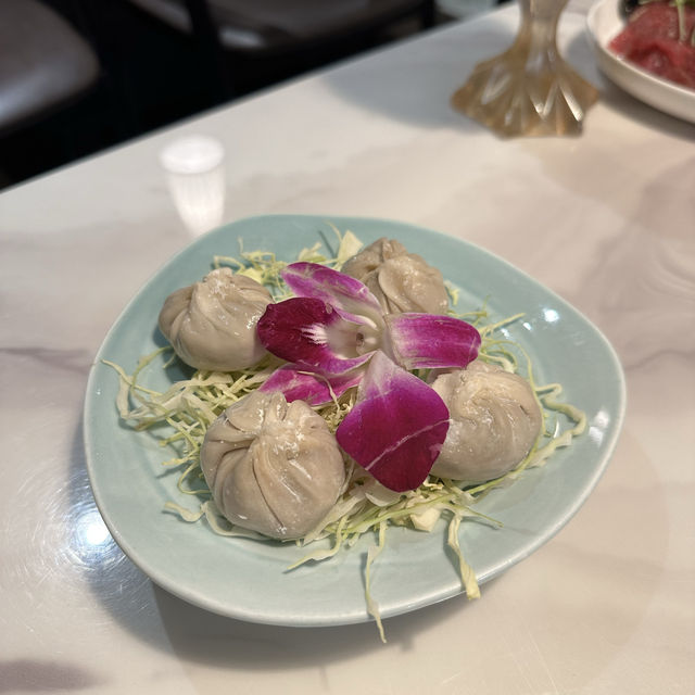席前即炒鍋底！火焰沙白蟹鍋
