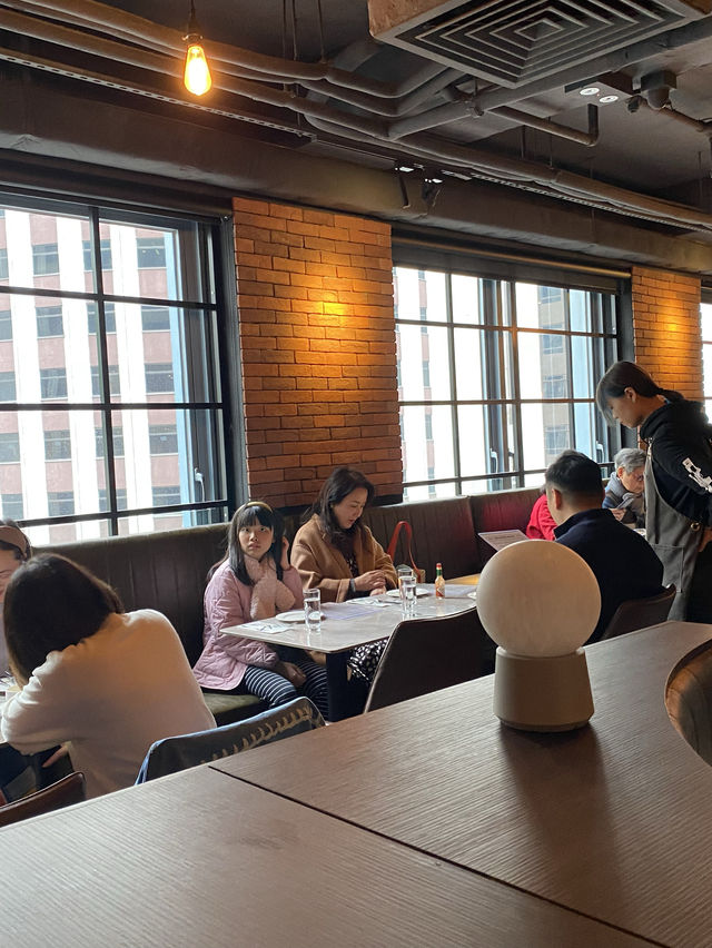 The Oyster House新店更舒適更美味～