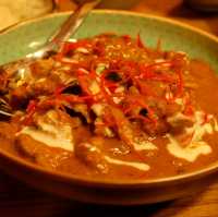 ไปกินข้าวกัน ณ ร้านเพลิน ซอยสมคิด