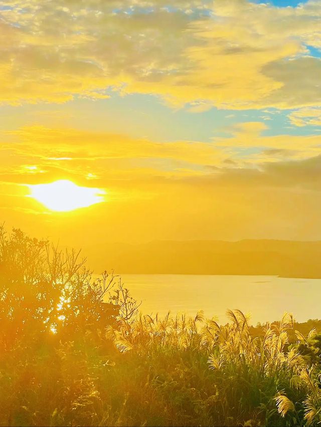 【絶景】穴場！あまり知られていない小浜島の夕日スポット🌅