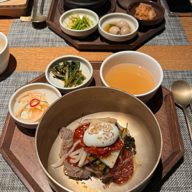 야경을 보며 즐기는 남산타워 한우 레스토랑, 한쿡 야경을 보며 즐기는 남산타워 한우 레스토랑, 한쿡