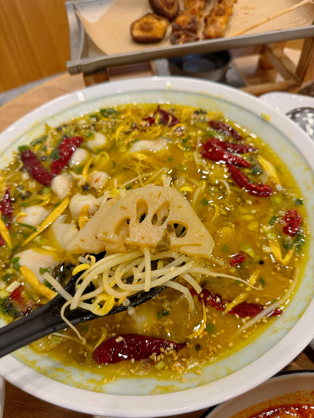 平民川菜酸菜魚｜銅鑼灣漁稼🐟