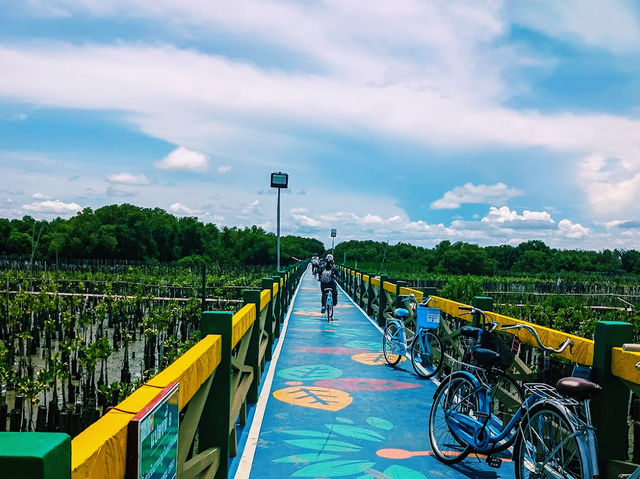 Rak Thale Bangkhunthian Bridge