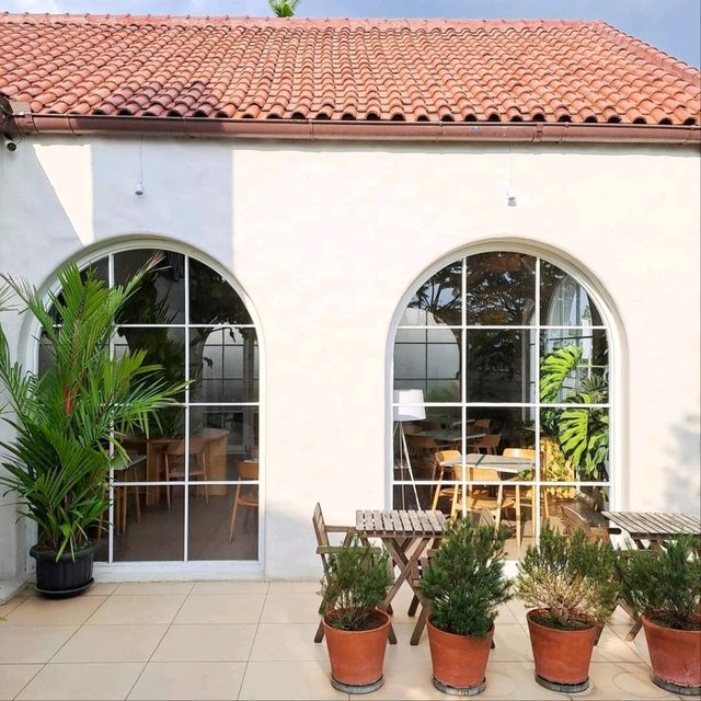 Casa by Lé SavoyeCasa Le Savoye