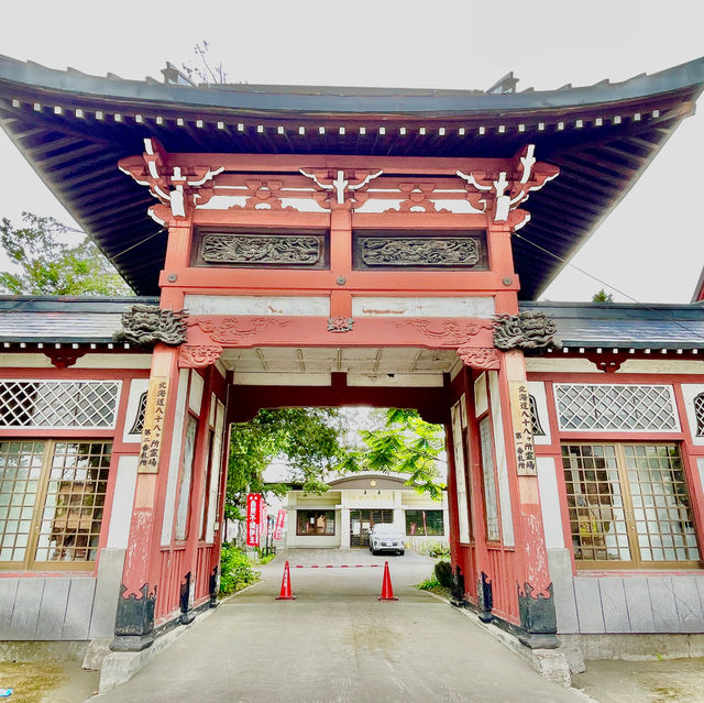 Tranquil Escape in Naritasanshinkyu-ji