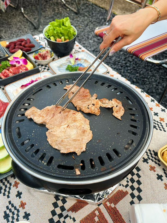 一定要來感受下‼️這間露營烤肉餐廳的氣氛