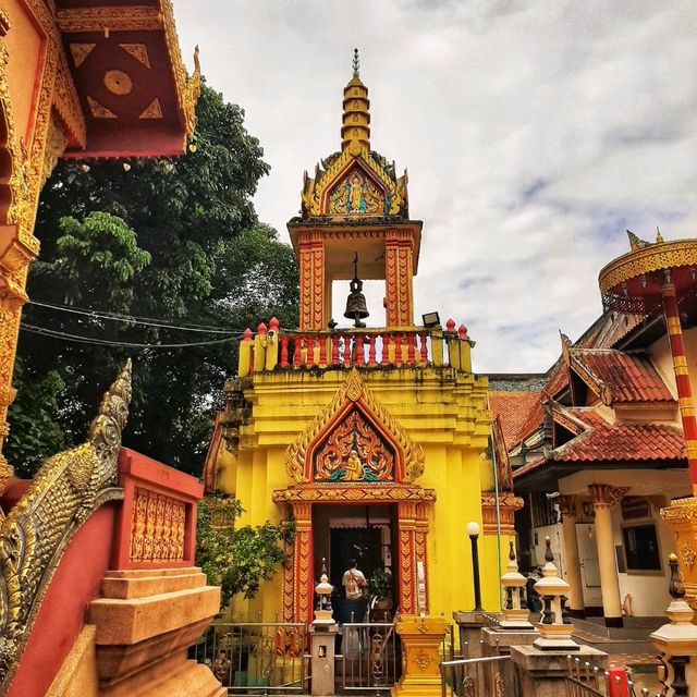 วัดศรีบุญเรือง วัดเก่าแก่อีกวัดหนึ่งของเชียงราย