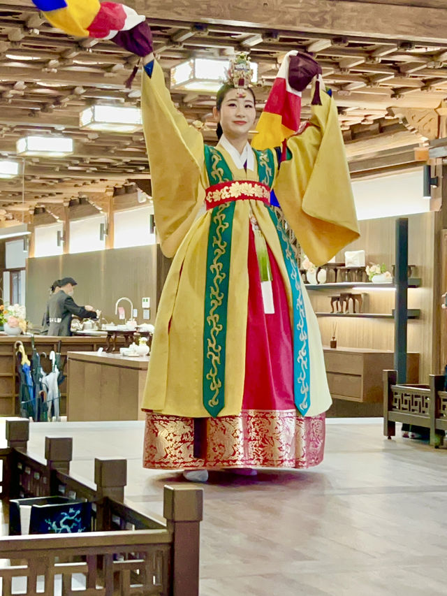 春メニューも美しい、韓国の家「古好斎」