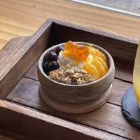 ギリシャヨーグルトを食べるなら絶対ここ"카페사분의이"🥣