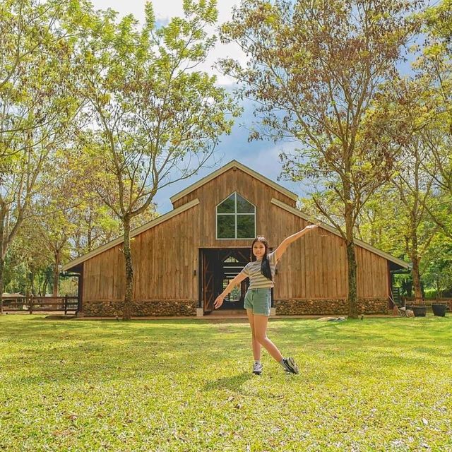 พาลูกๆ เที่ยววันแม่ ขับรถโบราณ ขาใหญ่ 
