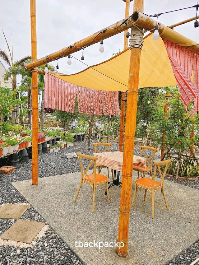 เพลินคาเฟ่ บางปู ยกบ้านริมหาดมาตั้งที่บางปู 🏡🏖