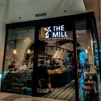Looking for a cafe after shopping? Try this one!